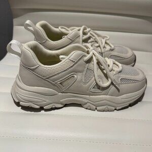 White Chunky Sneakers Size 7